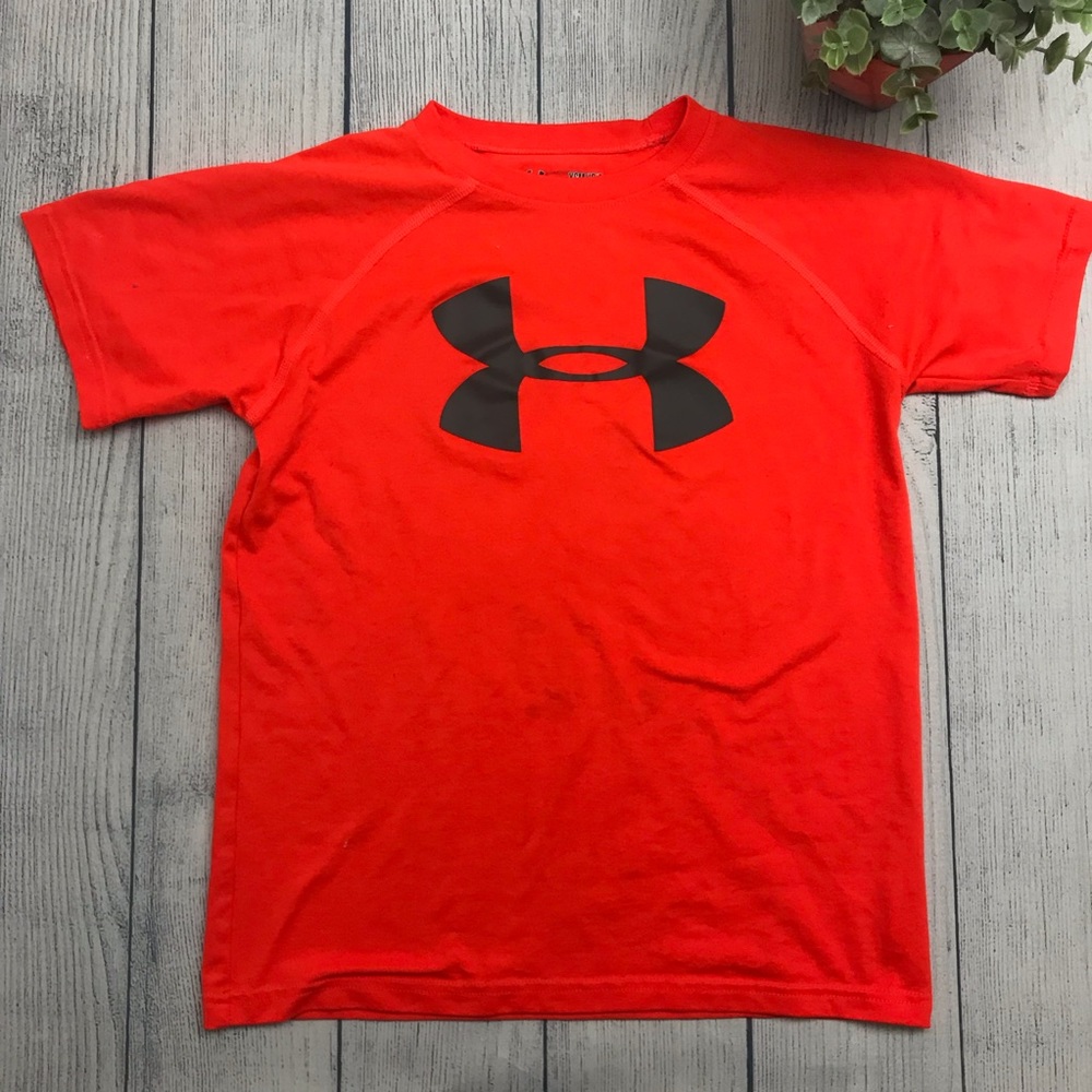 UA Loose Fit Heat Gear Orange Logo Tee Size SMALL
